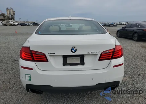 2013 BMW 550 Xi из США, поврежденный, VIN WBAFU9C57DDY72441